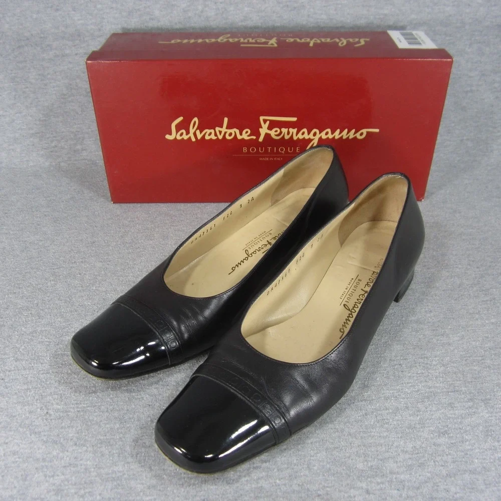 Salvatore Ferragamo Riguccia Pump 9 AA Black Leather Patent Cap Toe Slip On Heel